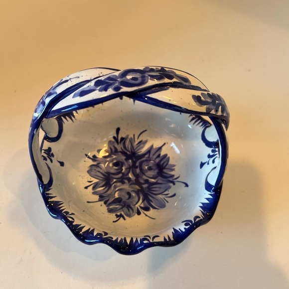 Vintage Portugal Blue and White Floral Ceramic Basket - Picture 4 of 10